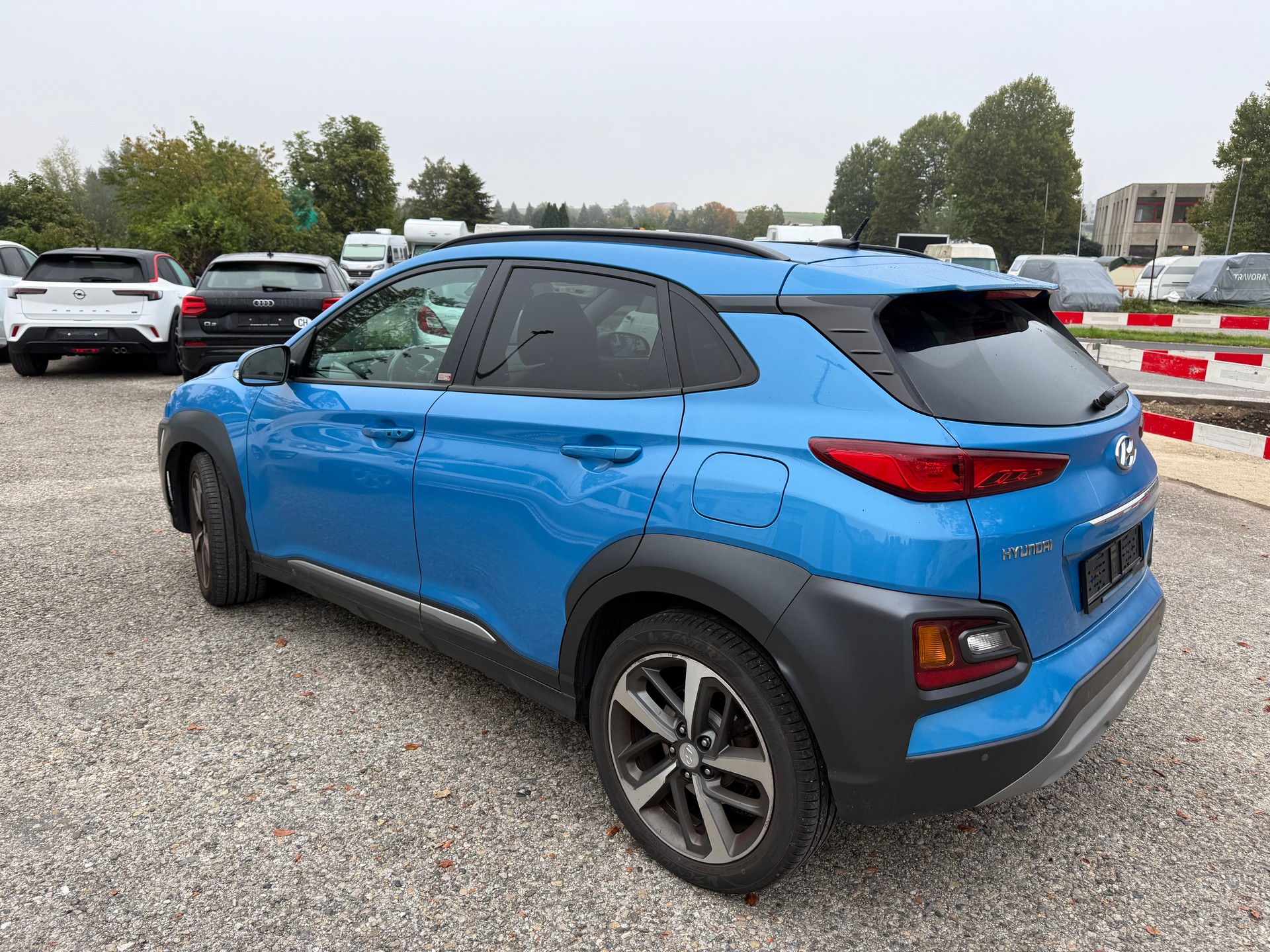 HYUNDAI Kona 1.6 T-GDi Launch Plus 4WD DCT-image-4