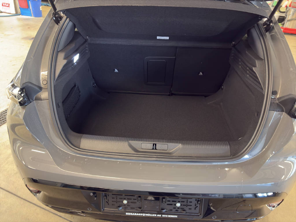 PEUGEOT 308 1.2 Hybrid GT-image-8
