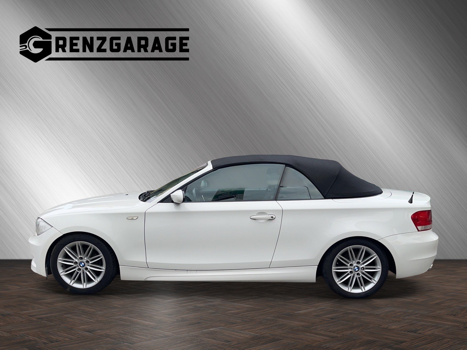 BMW 118d Cabrio-image-4