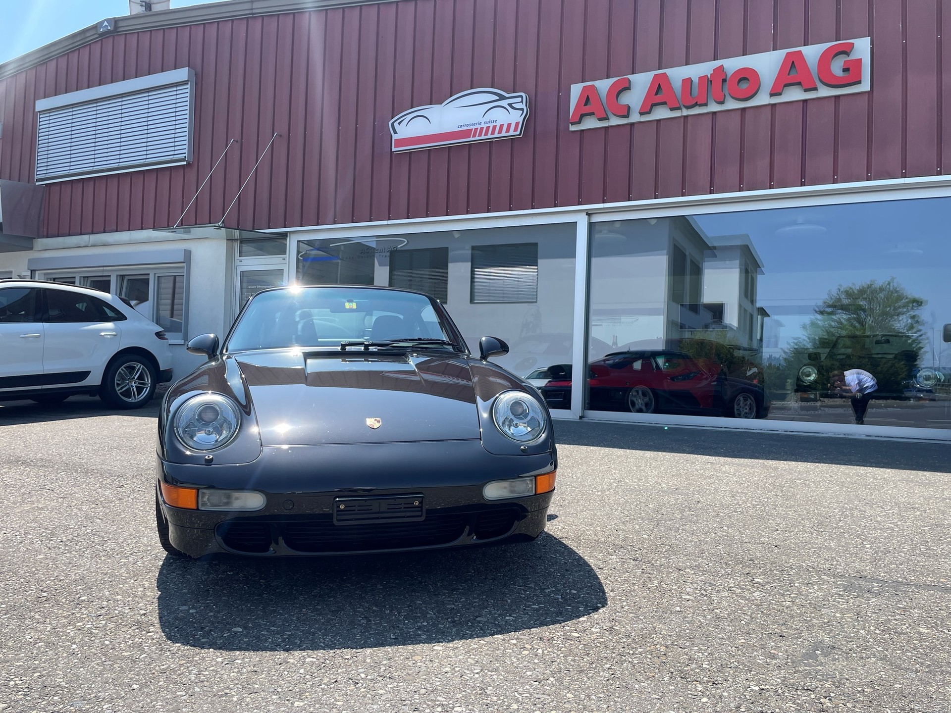 PORSCHE 993 Turbo-showroom-element-2