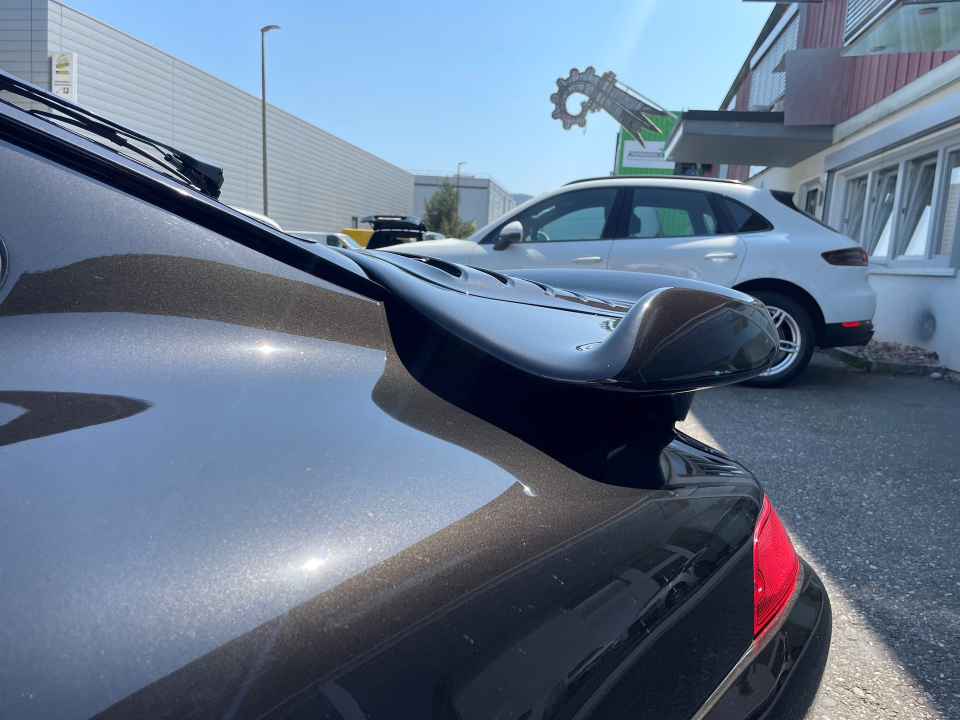 PORSCHE 993 Turbo-image-9