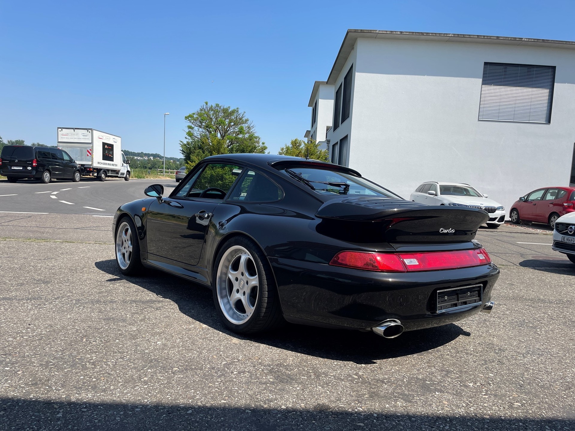 PORSCHE 993 Turbo-image-5
