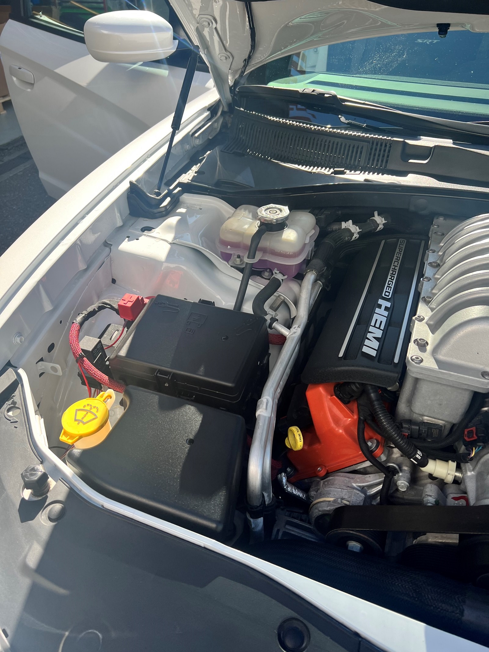 DODGE Charger 6.2 Hellcat Hemi-image-9