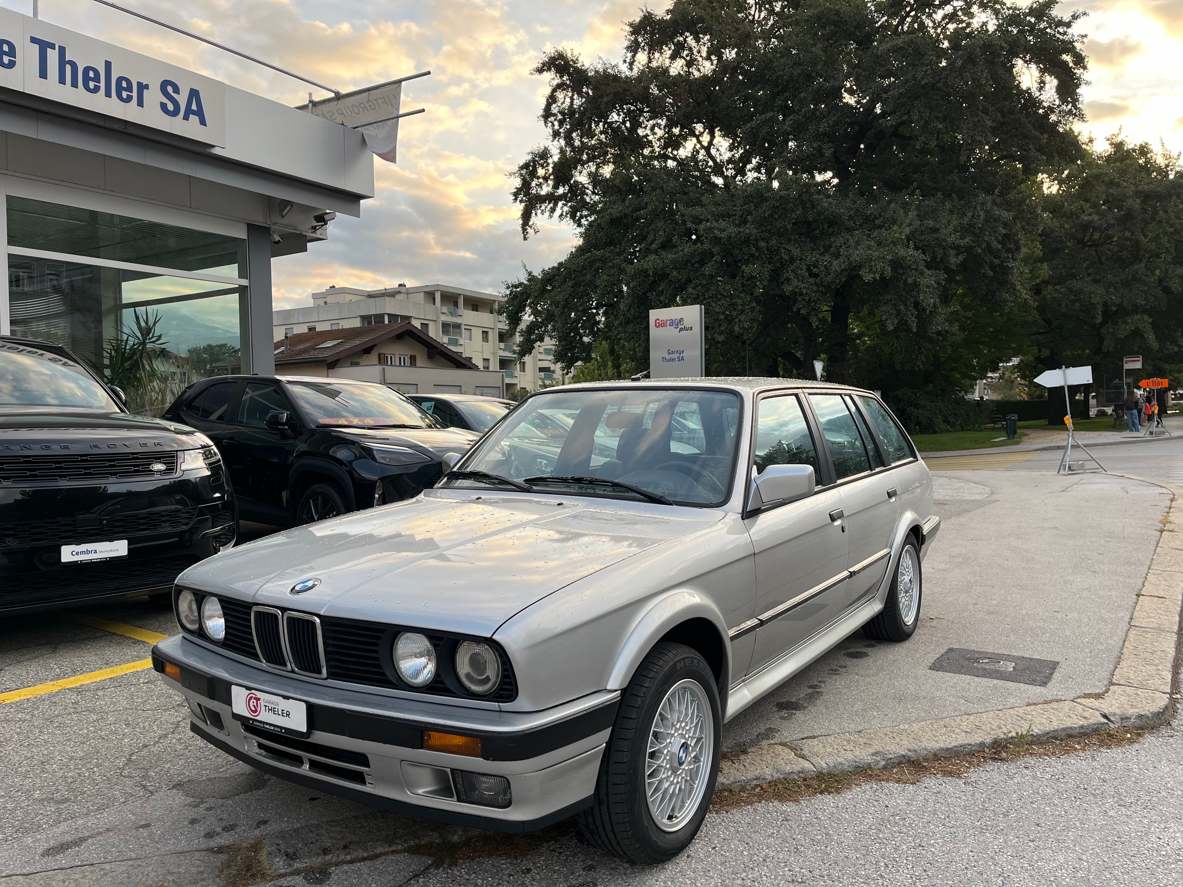 Car photo