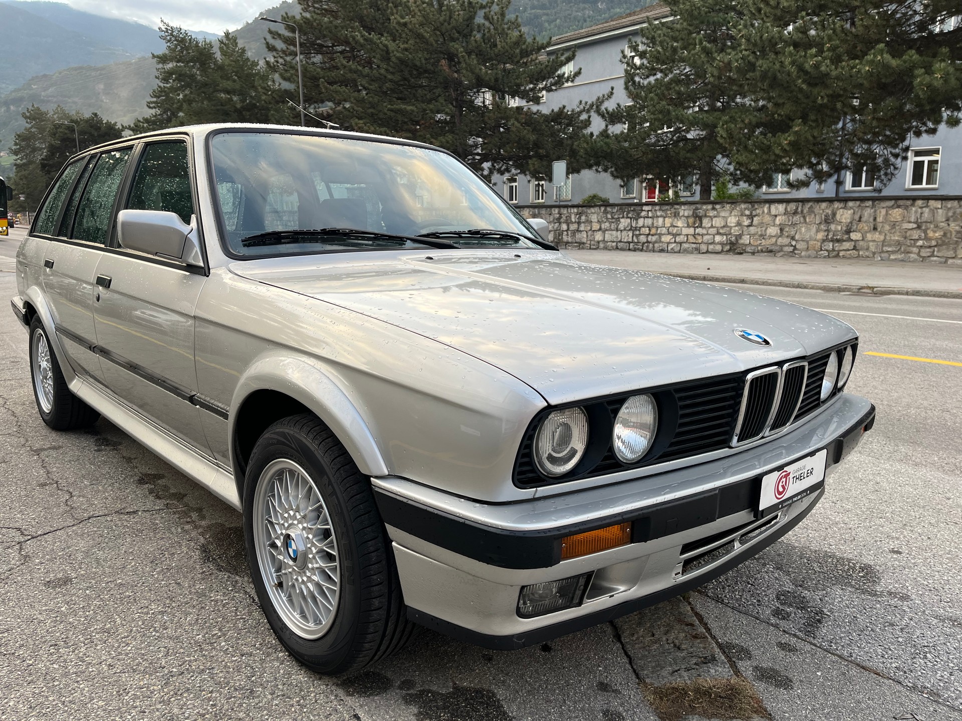 BMW 325iX A Touring AUTOMATIQUE-image-7