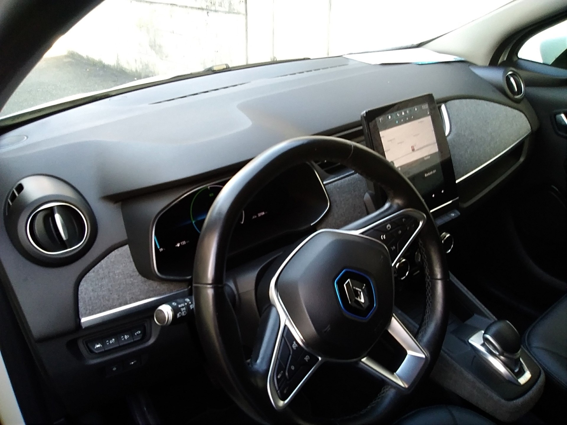 RENAULT Zoe Intens R135 (Batterie Miete)-image-6