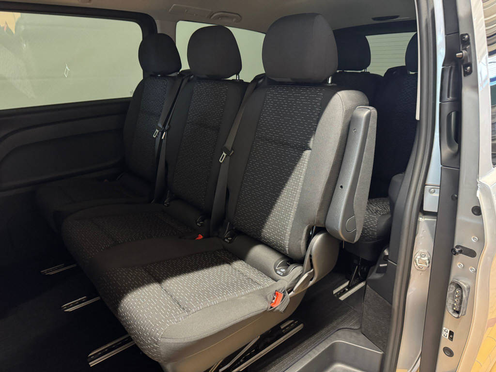 MERCEDES-BENZ eVito 129 Tourer Pro lang 90 Kwh-image-11