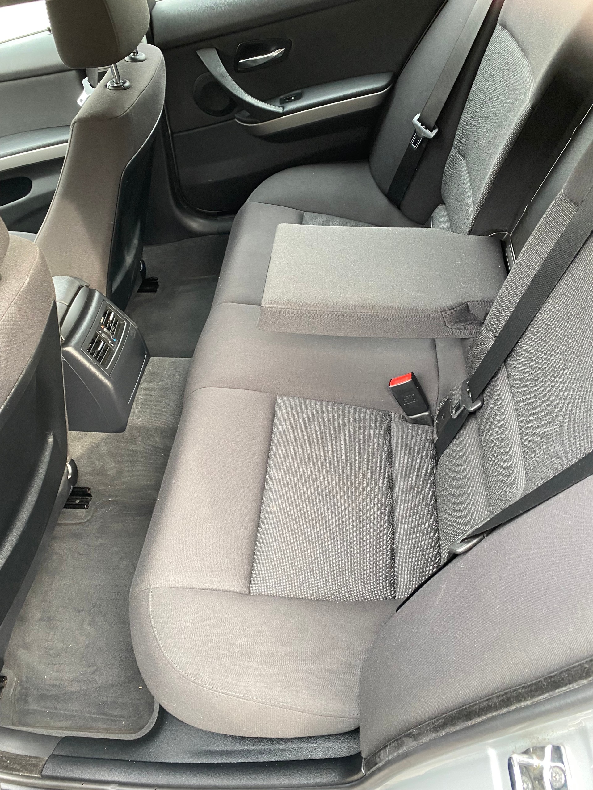 BMW 320d Touring Steptronic-image-7