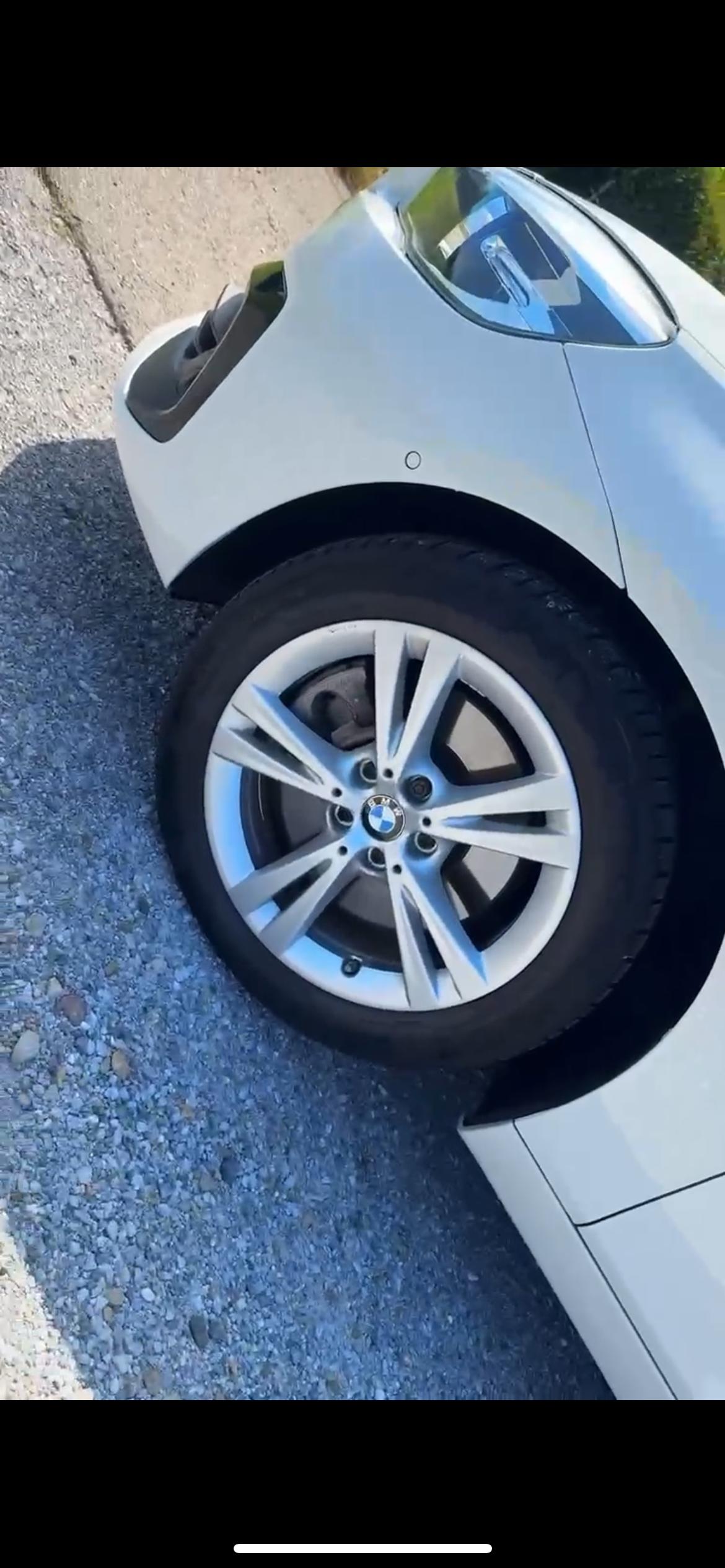 BMW 225xe iPerformance Active Tourer-image-4