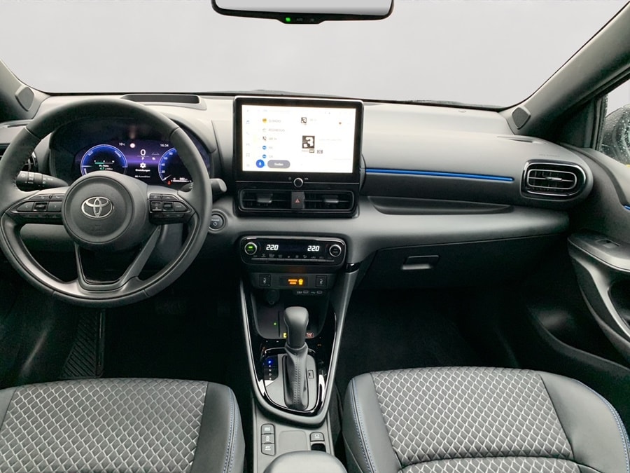 TOYOTA Yaris 1.5 Premium e-CVT-image-10