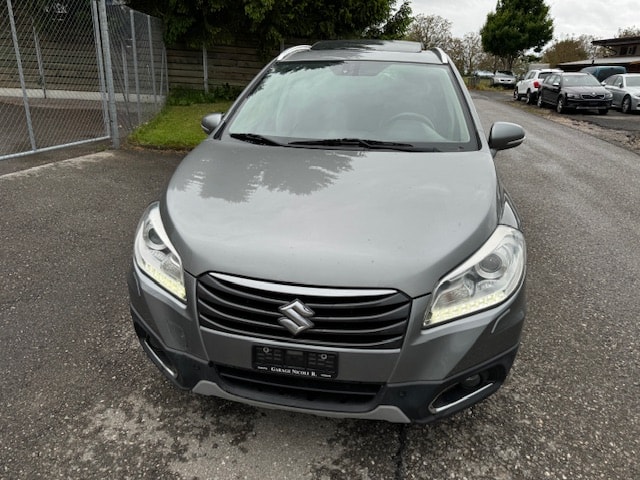 SUZUKI SX4 S-Cross 1.6 TD Sergio Cellano Top 4WD-image-1