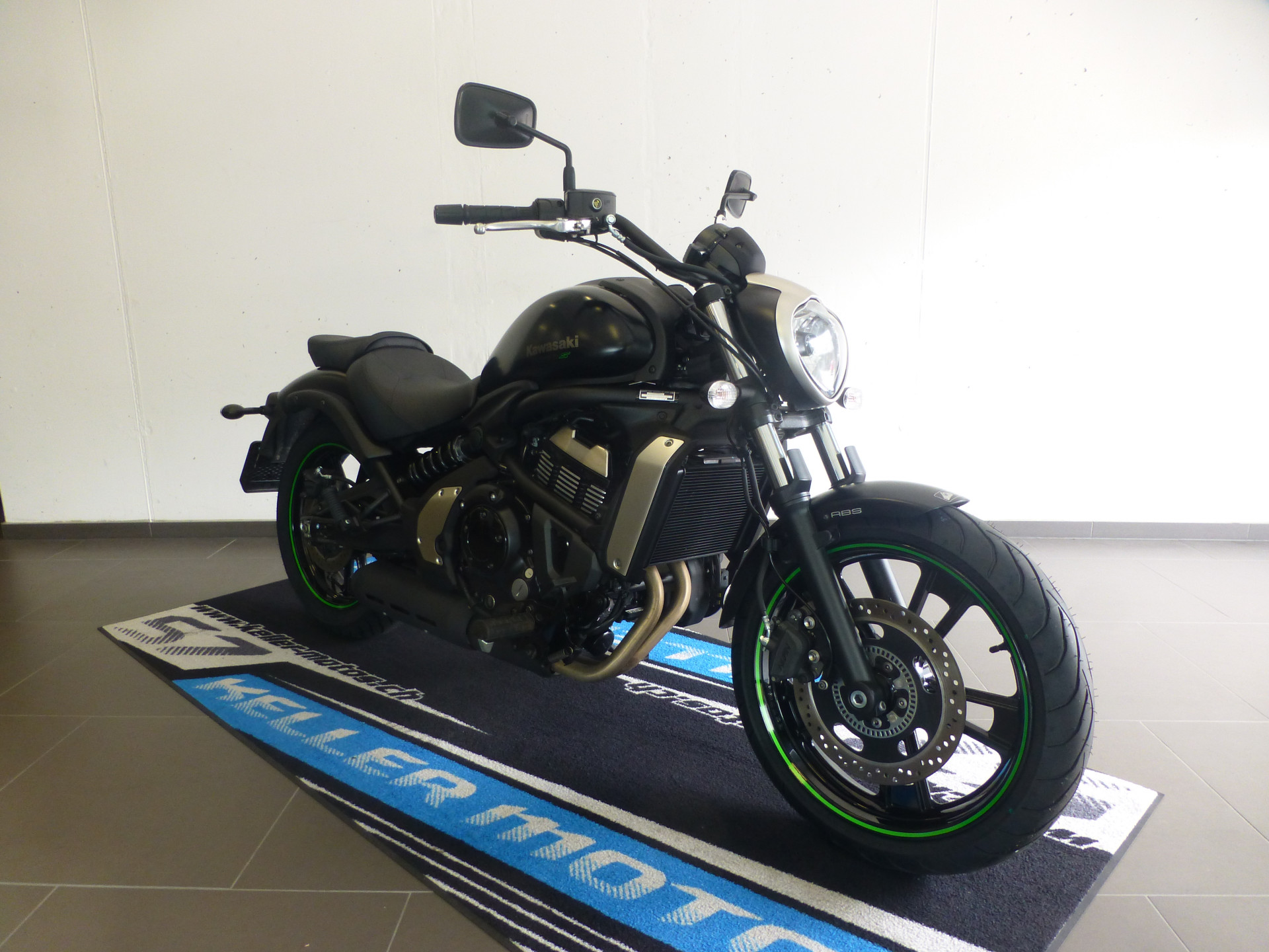 KAWASAKI Vulcan S ABS-showroom-element-3