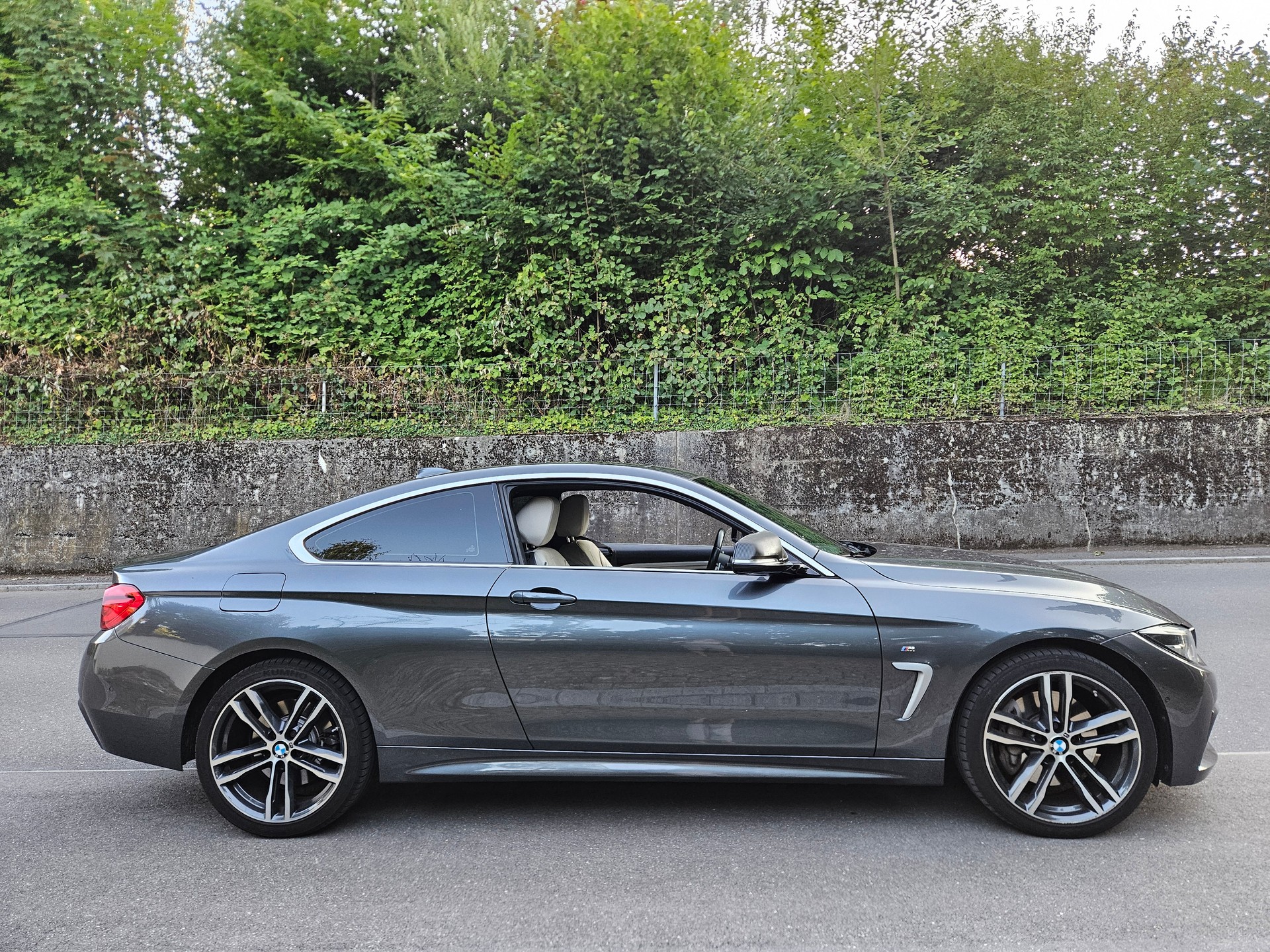 BMW 440i Coupé xDrive Power & Sound Ed. Steptronic-image-5