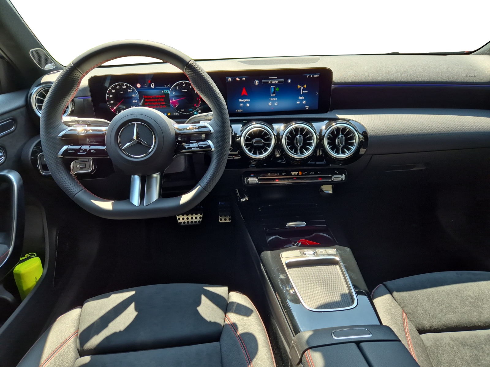 MERCEDES-BENZ A 220 4Matic 8G-DCT-image-9