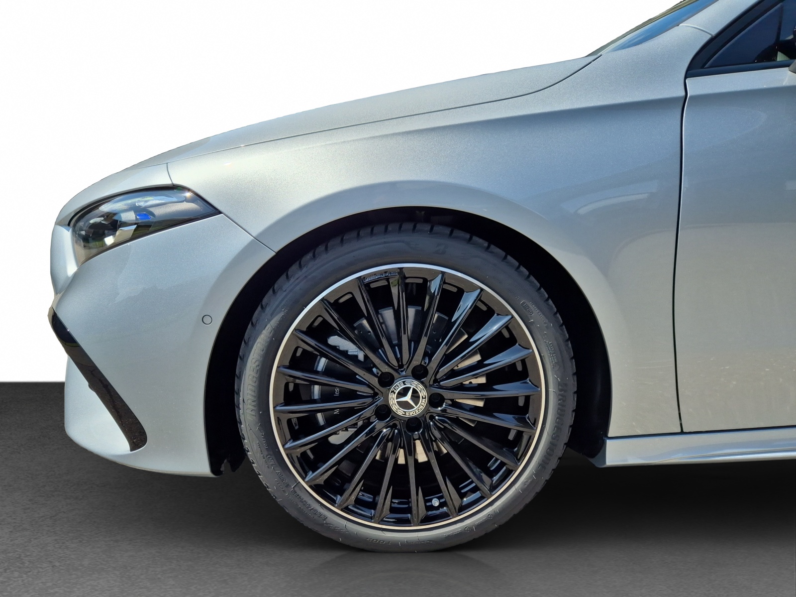 MERCEDES-BENZ A 220 4Matic 8G-DCT-image-21