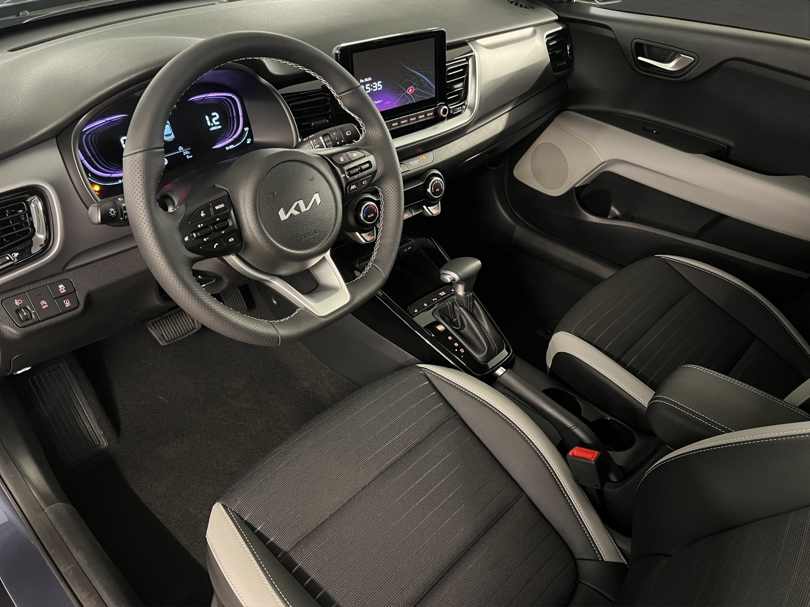 KIA Stonic 1.0 T Power Edition 30-image-5