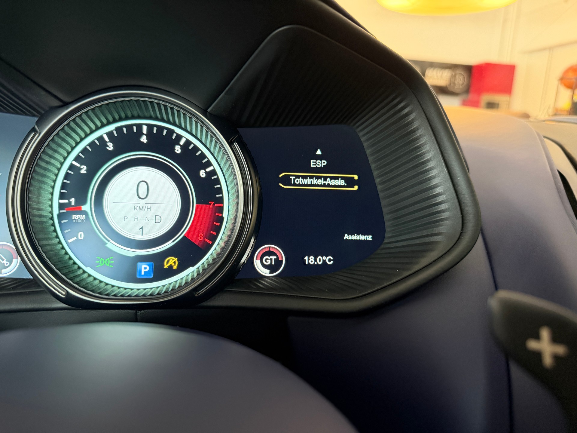 ASTON MARTIN DB11 V8 Touchtronic 3-image-28