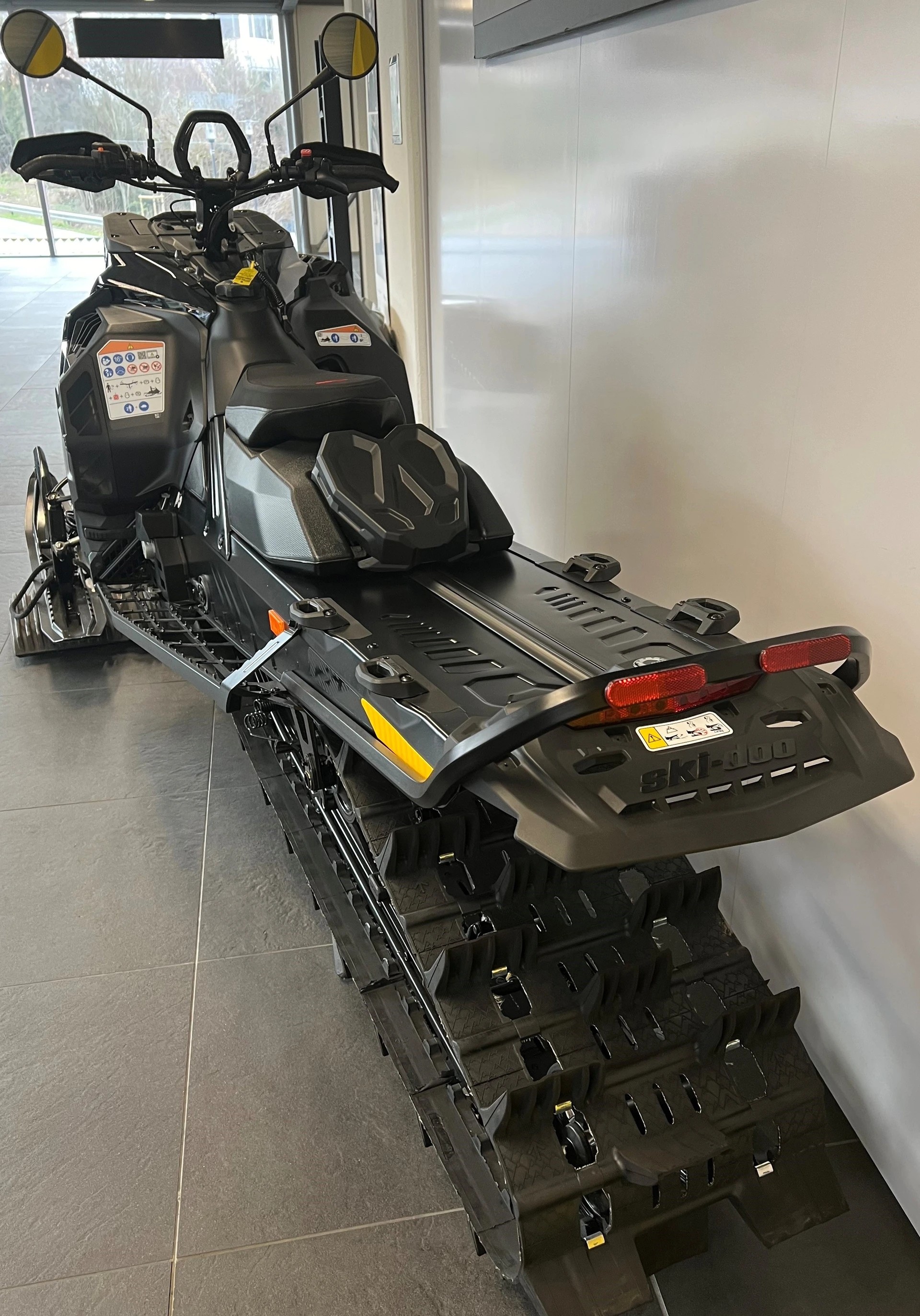 SKIDOO Summit Expert 850 Turbo R-image-4