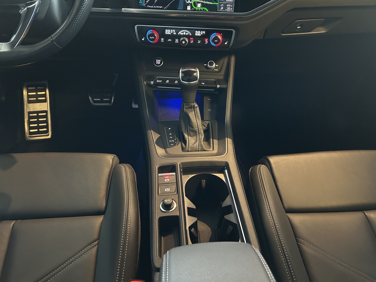 AUDI Q3 35 TFSI S line Attraction S-tronic-image-13