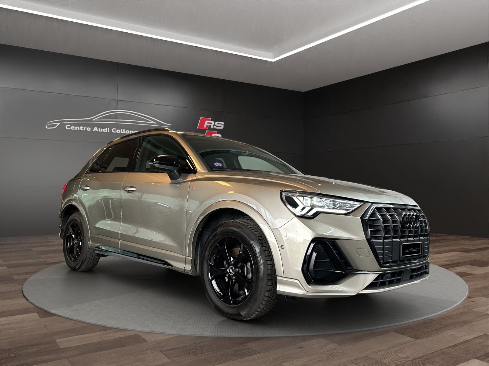 AUDI Q3 35 TFSI S line Attraction S-tronic-image-7