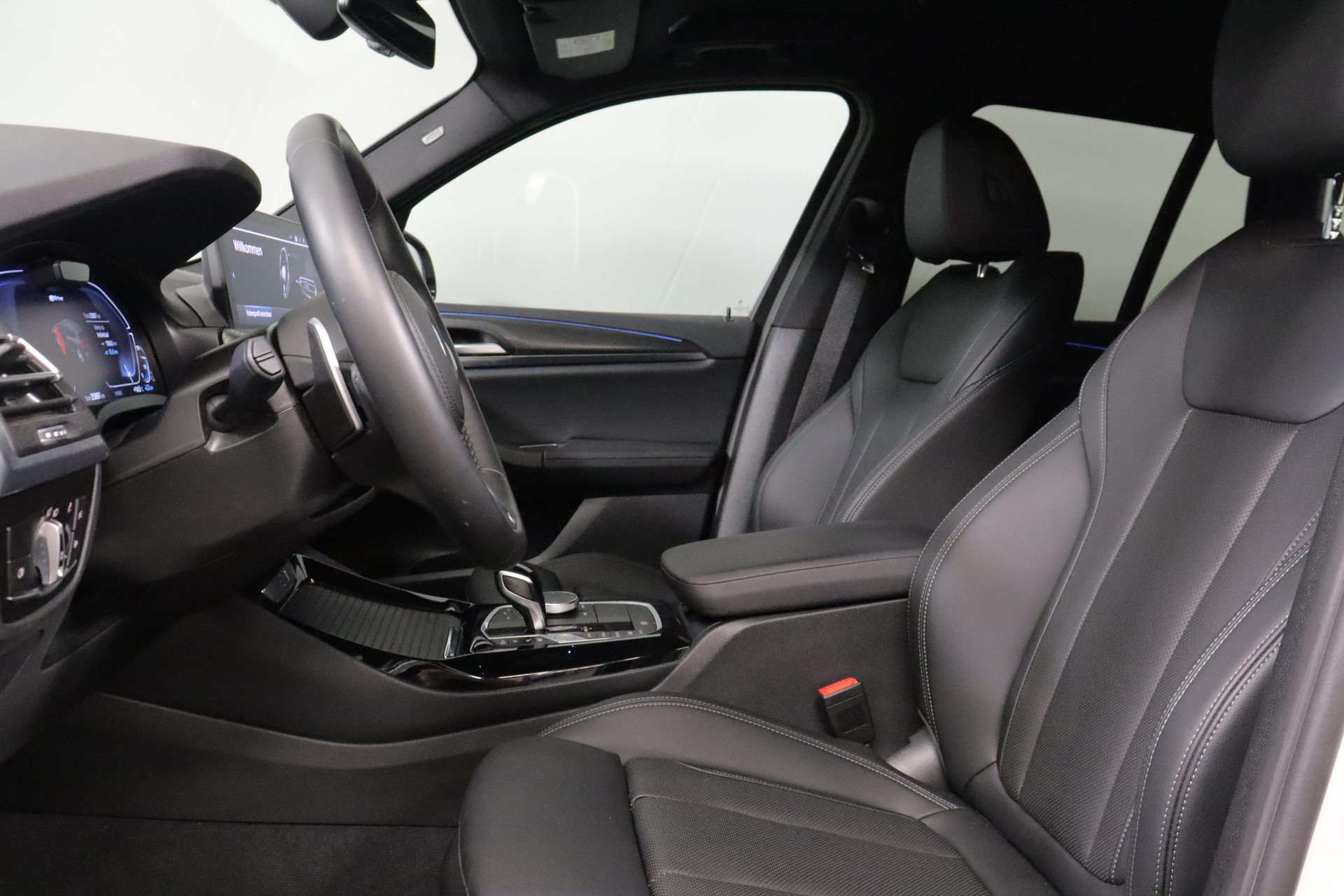 BMW X3 30e xDrive SAG-image-3