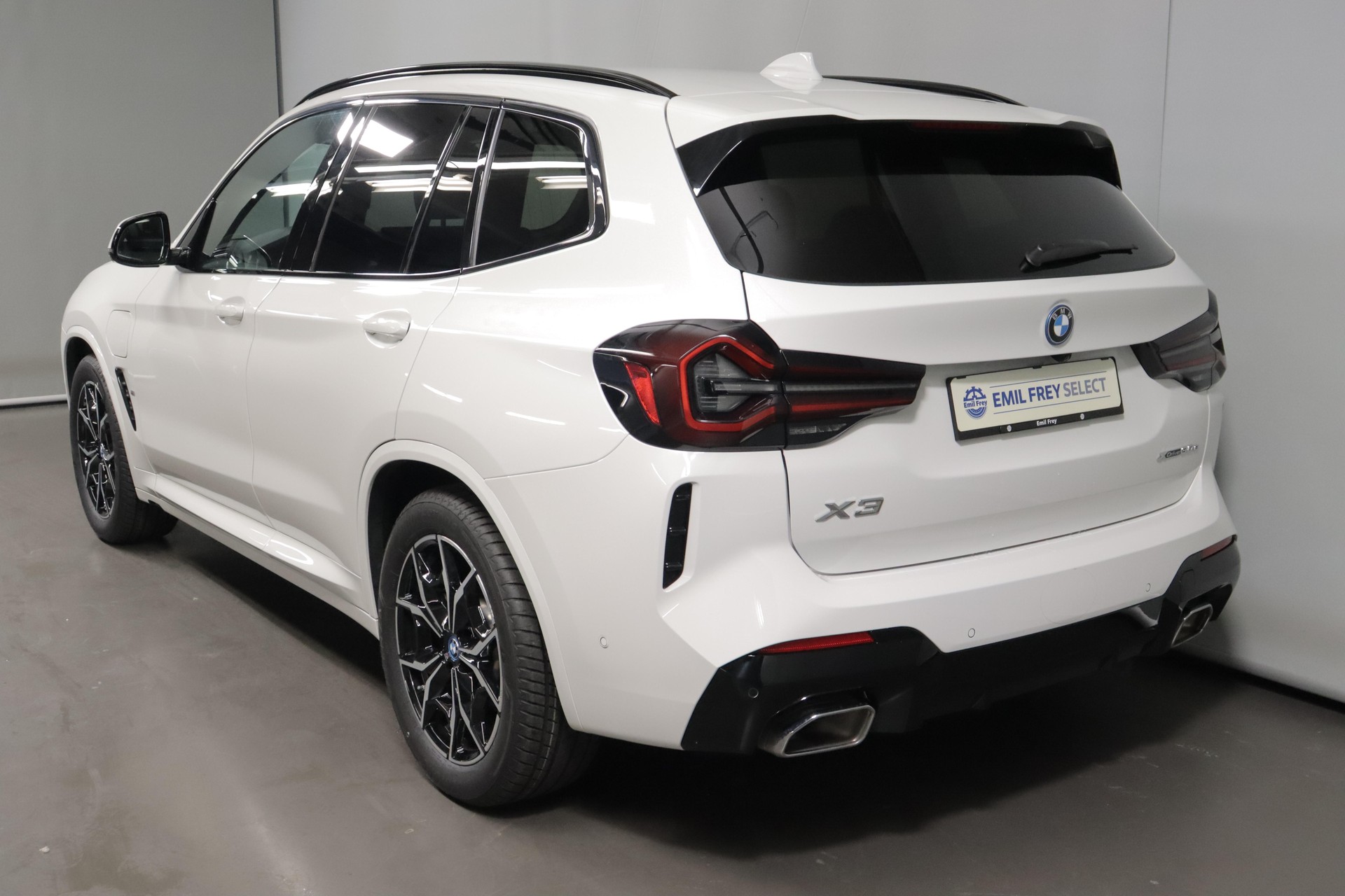 BMW X3 30e xDrive SAG-image-14