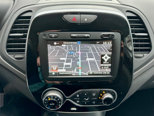 RENAULT Captur 1.3 T 16V Intens EDC-image-12