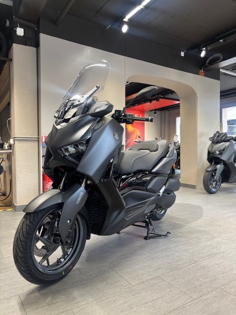 YAMAHA X-Max 300 Tech Max+-showroom-element-2
