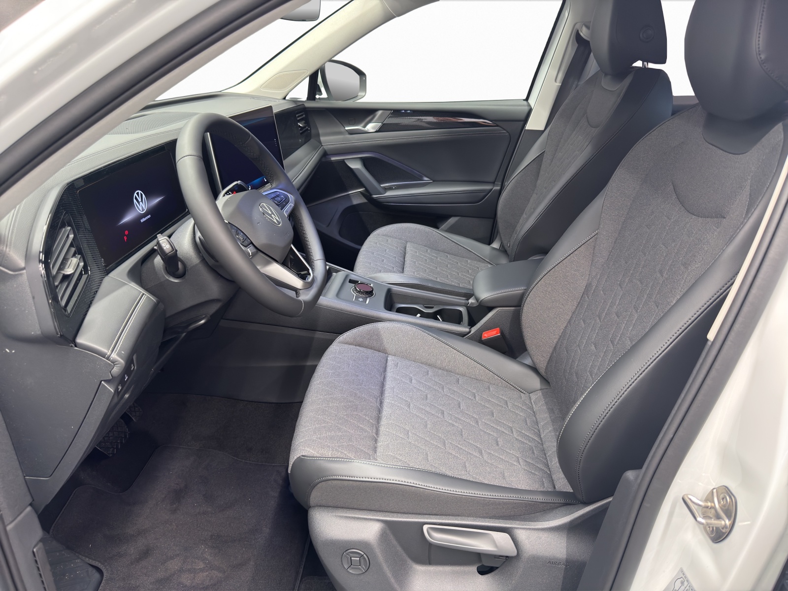 VW Tiguan 2.0 TSI Life United DSG 4motion-image-6