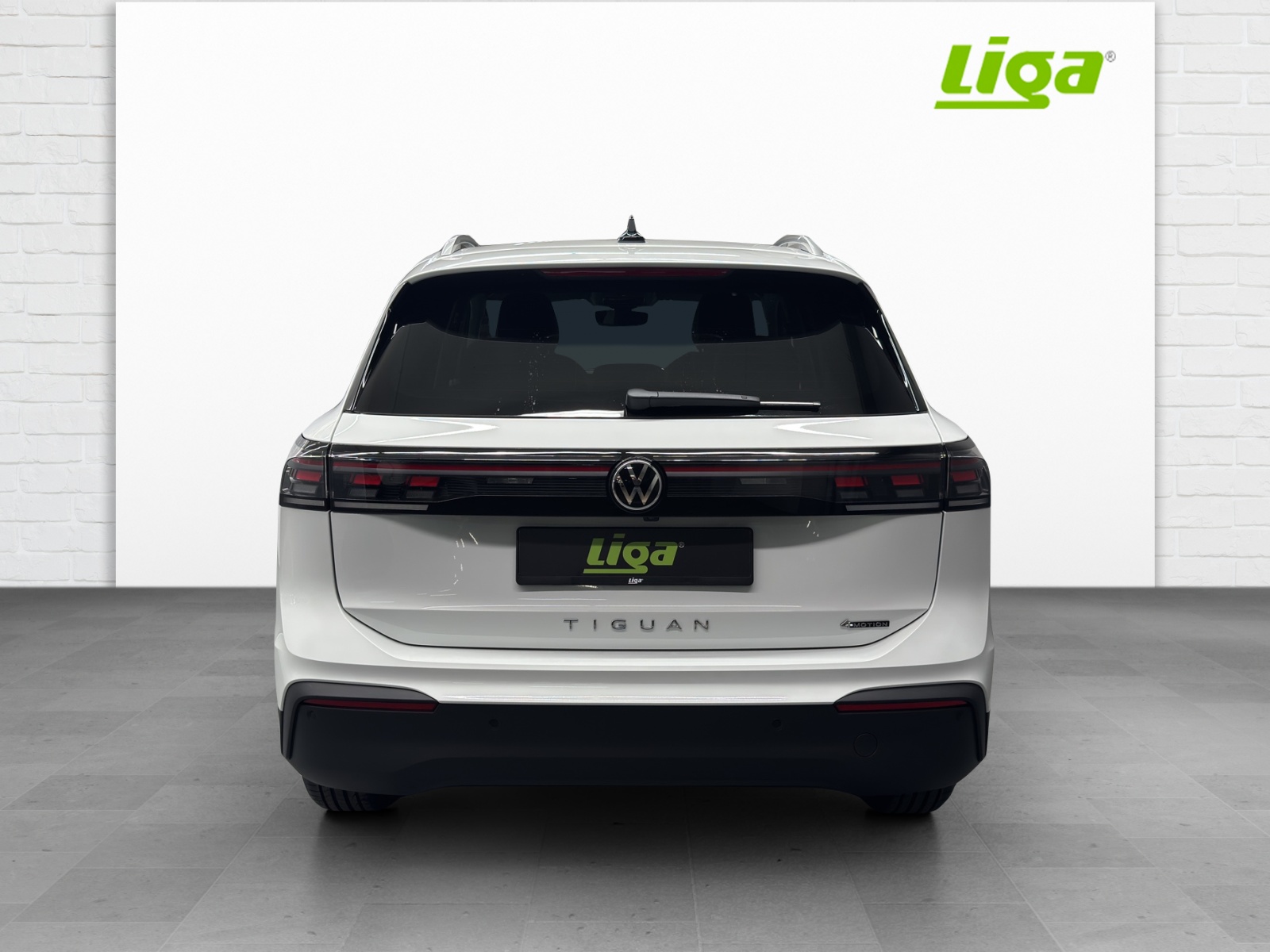 VW Tiguan 2.0 TSI Life United DSG 4motion-image-4