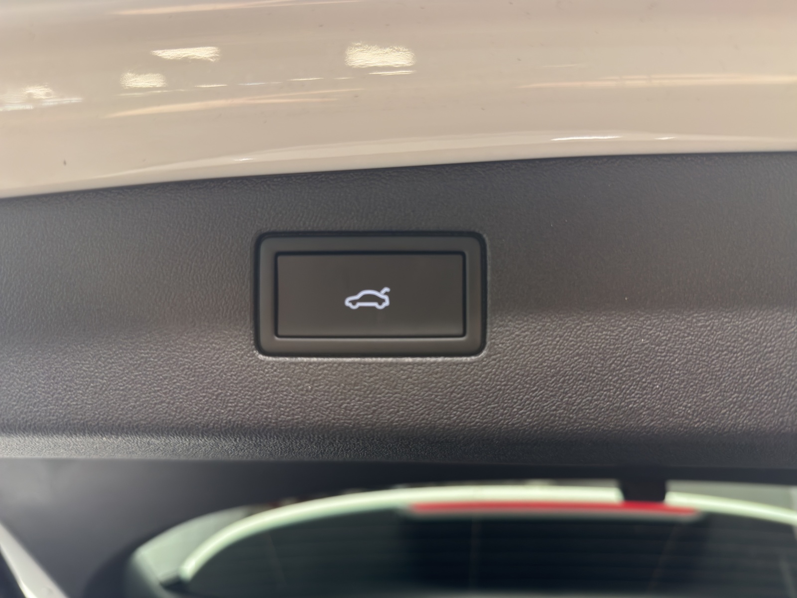 VW Tiguan 2.0 TSI Life United DSG 4motion-image-11