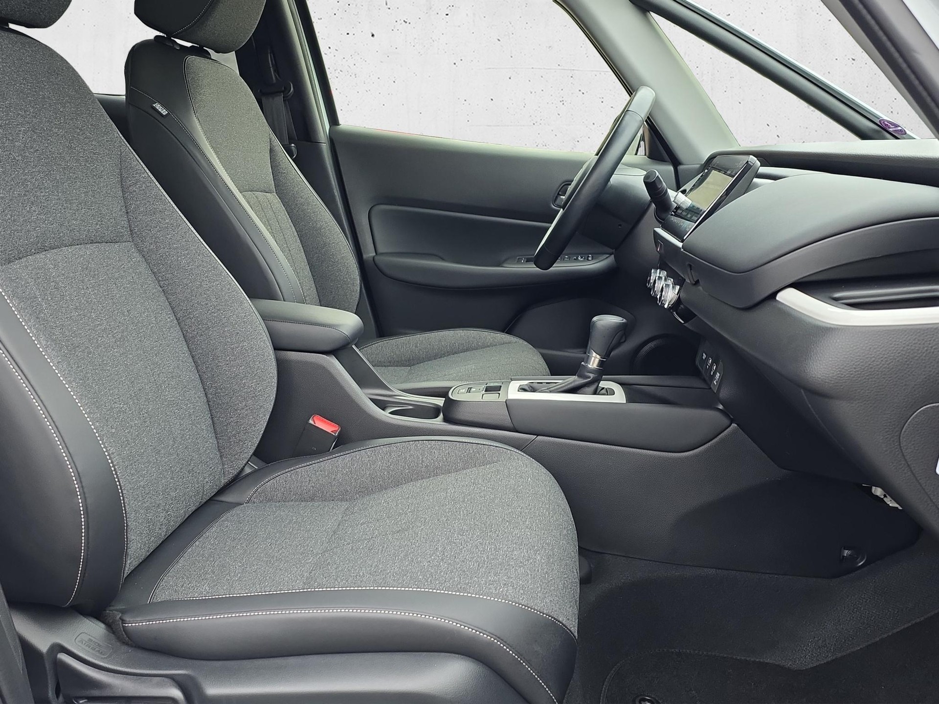 HONDA Jazz 1.5 i-MMD Executive-image-16