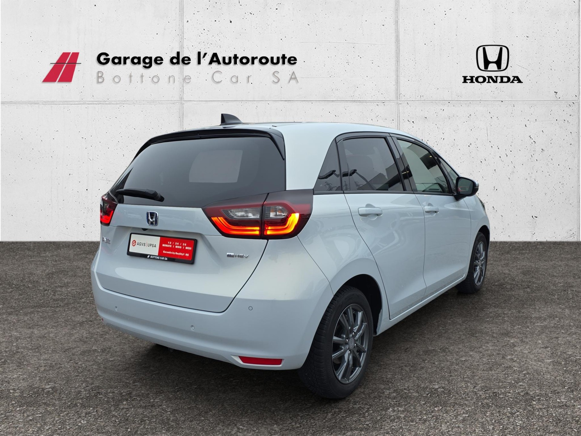 HONDA Jazz 1.5 i-MMD Executive-image-4