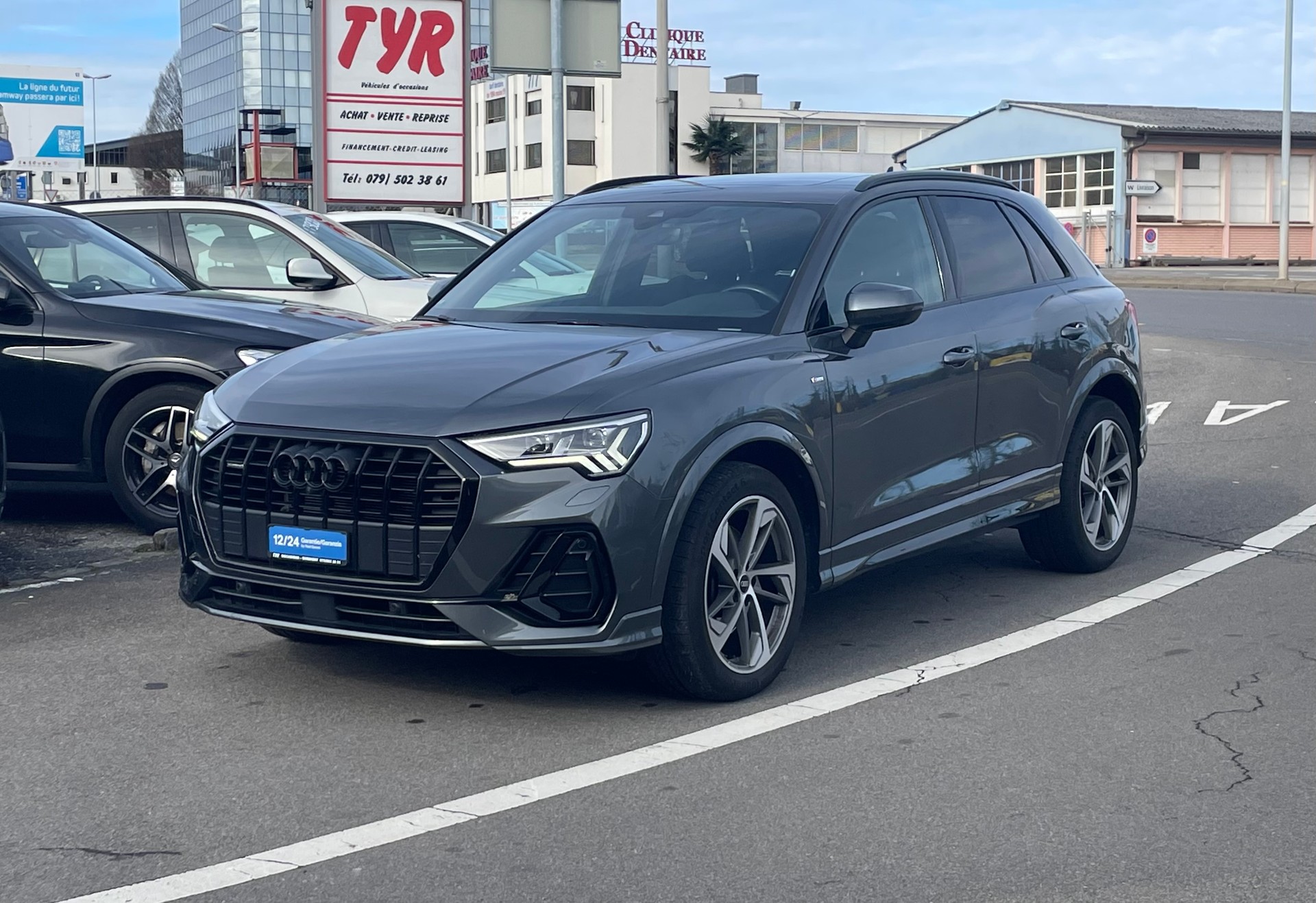 AUDI Q3 40 TFSI S line quattro S-tronic