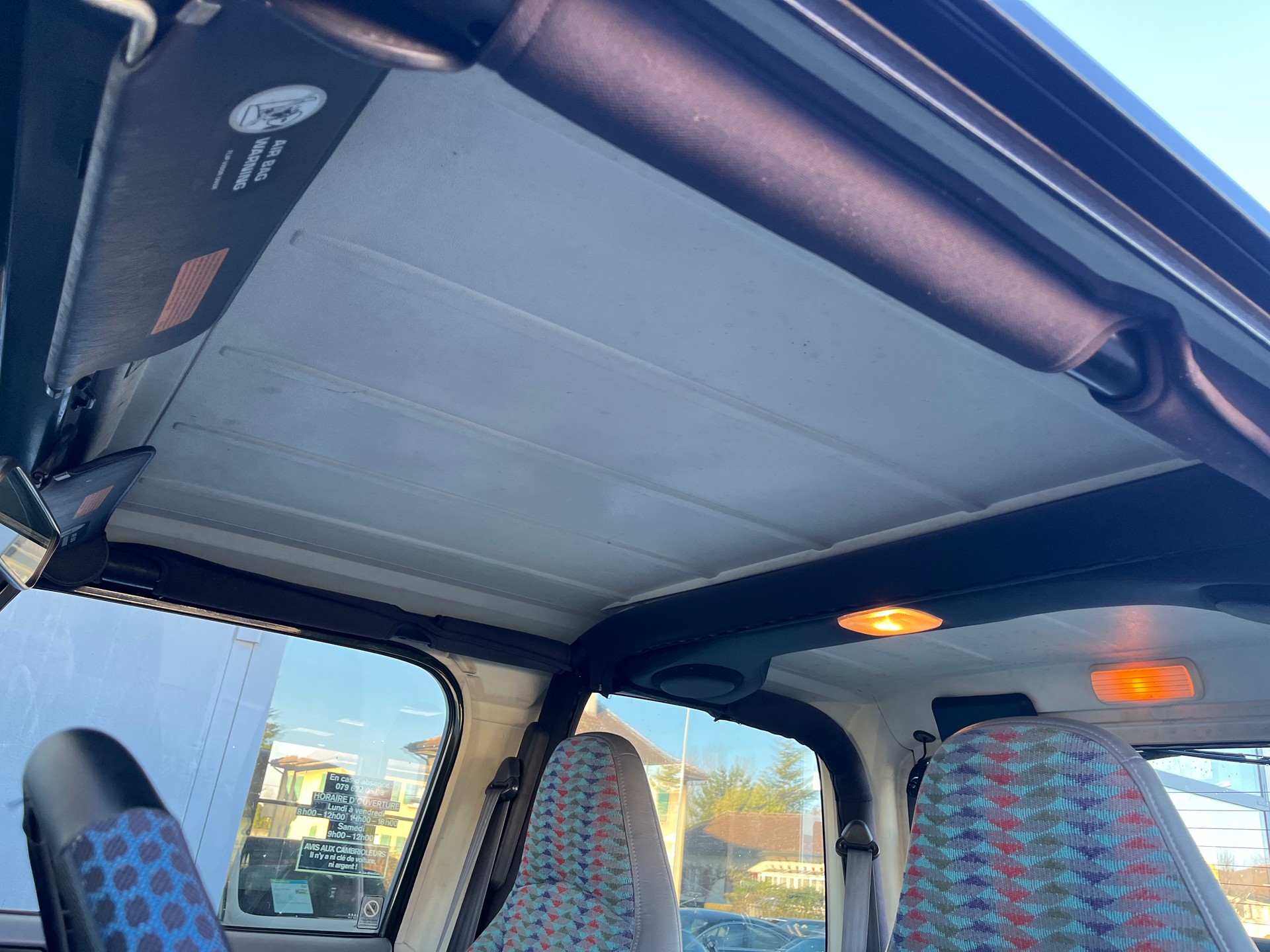 JEEP Wrangler 4.0 Sport Hardtop-image-16