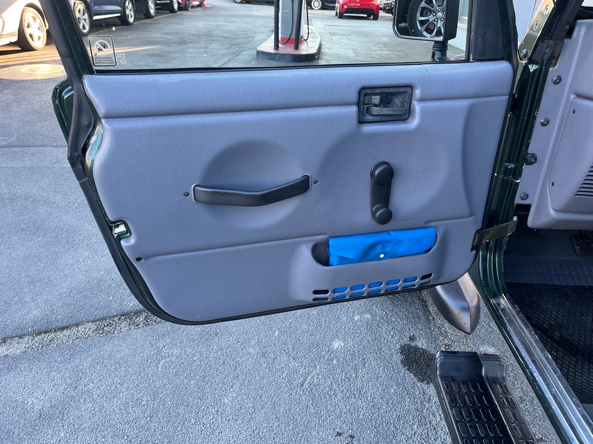 JEEP Wrangler 4.0 Sport Hardtop-image-8