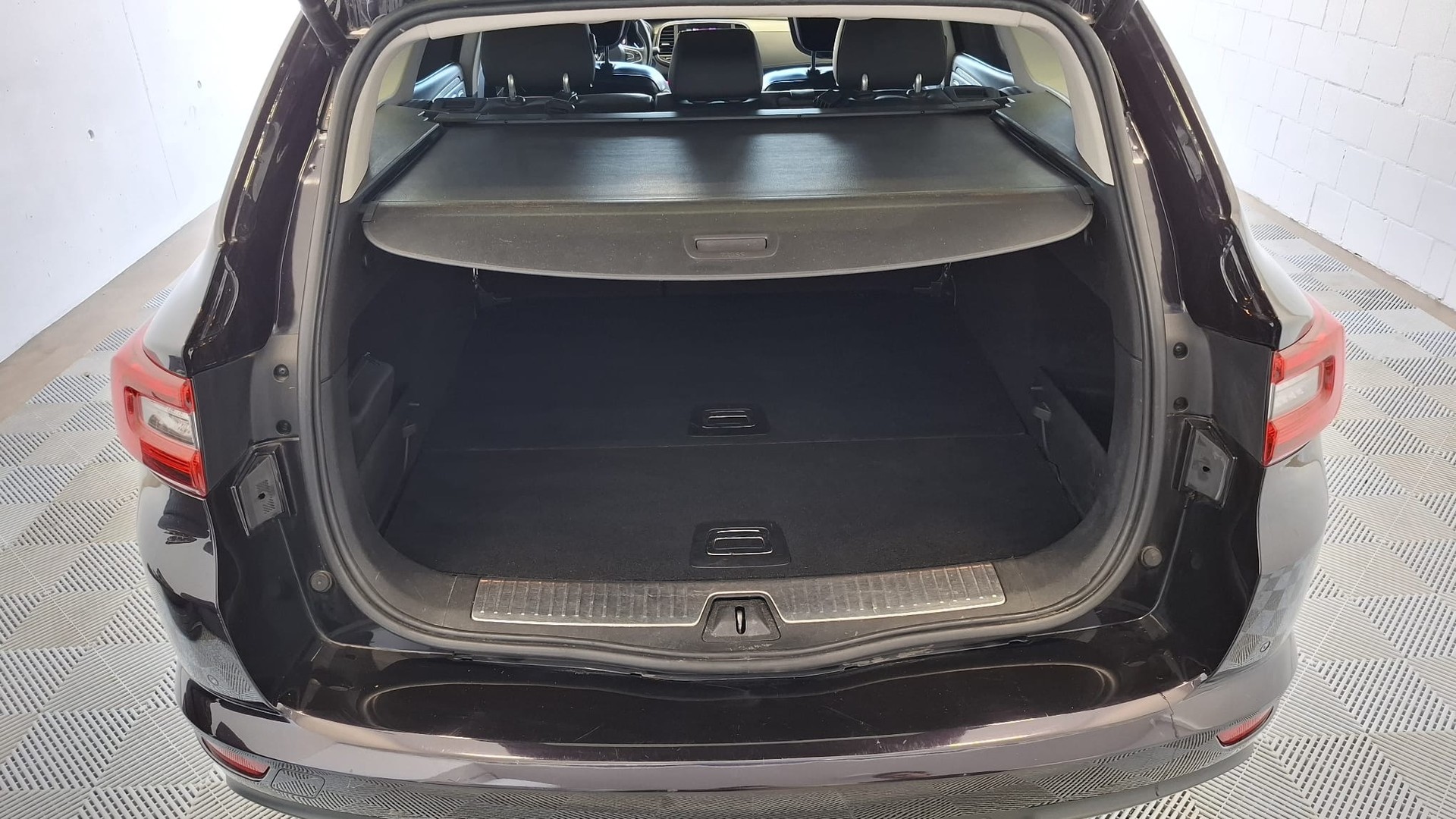 RENAULT Talisman Grandtour 1.6 TCe Initiale EDC-image-9