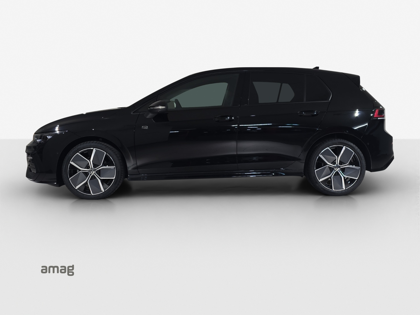 VW Golf 1.5 e TSI mHEV R-Line DSG-image-1