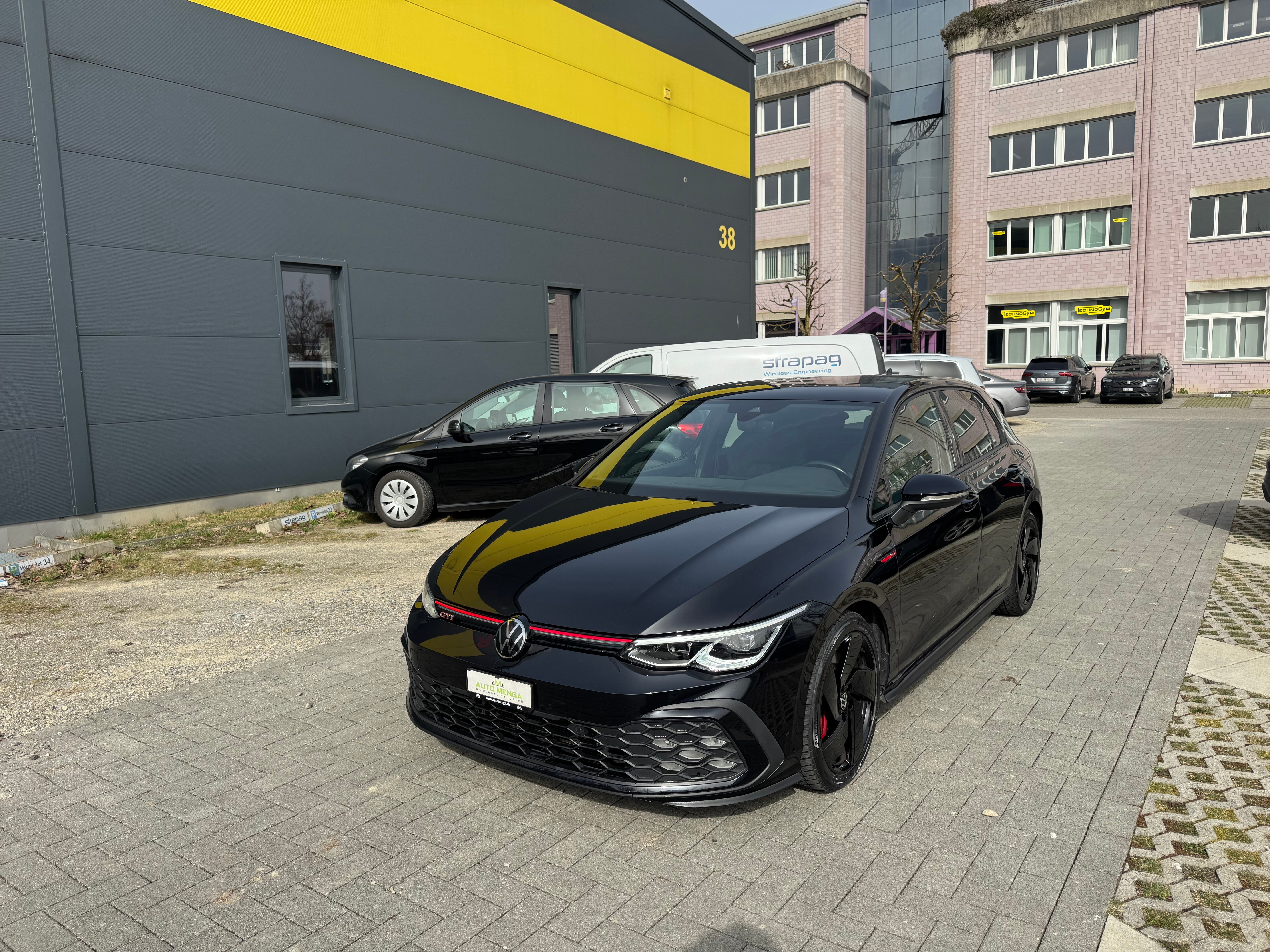 Car photo
