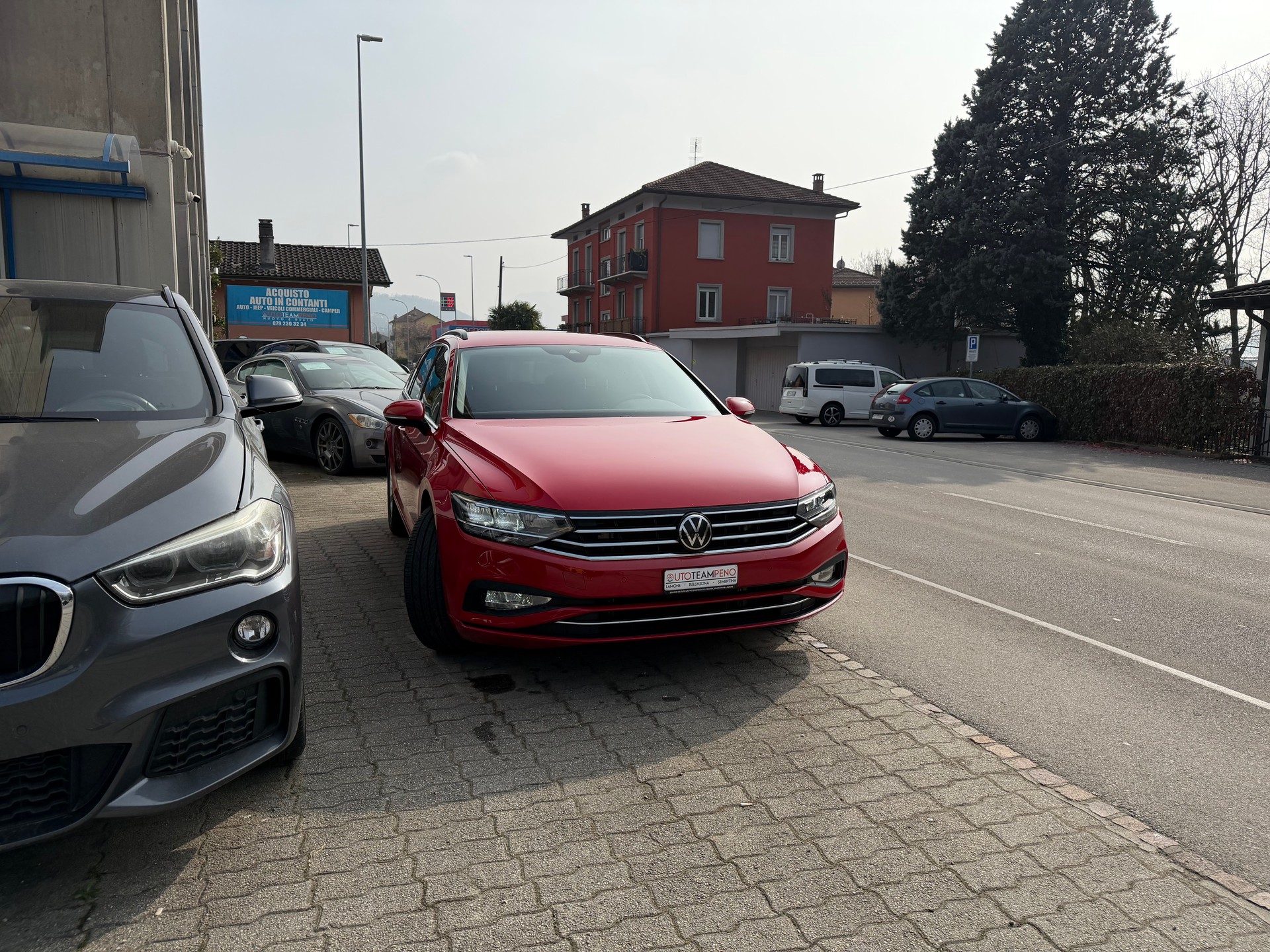 VW Passat 2.0 TDI BMT Business DSG-image-2