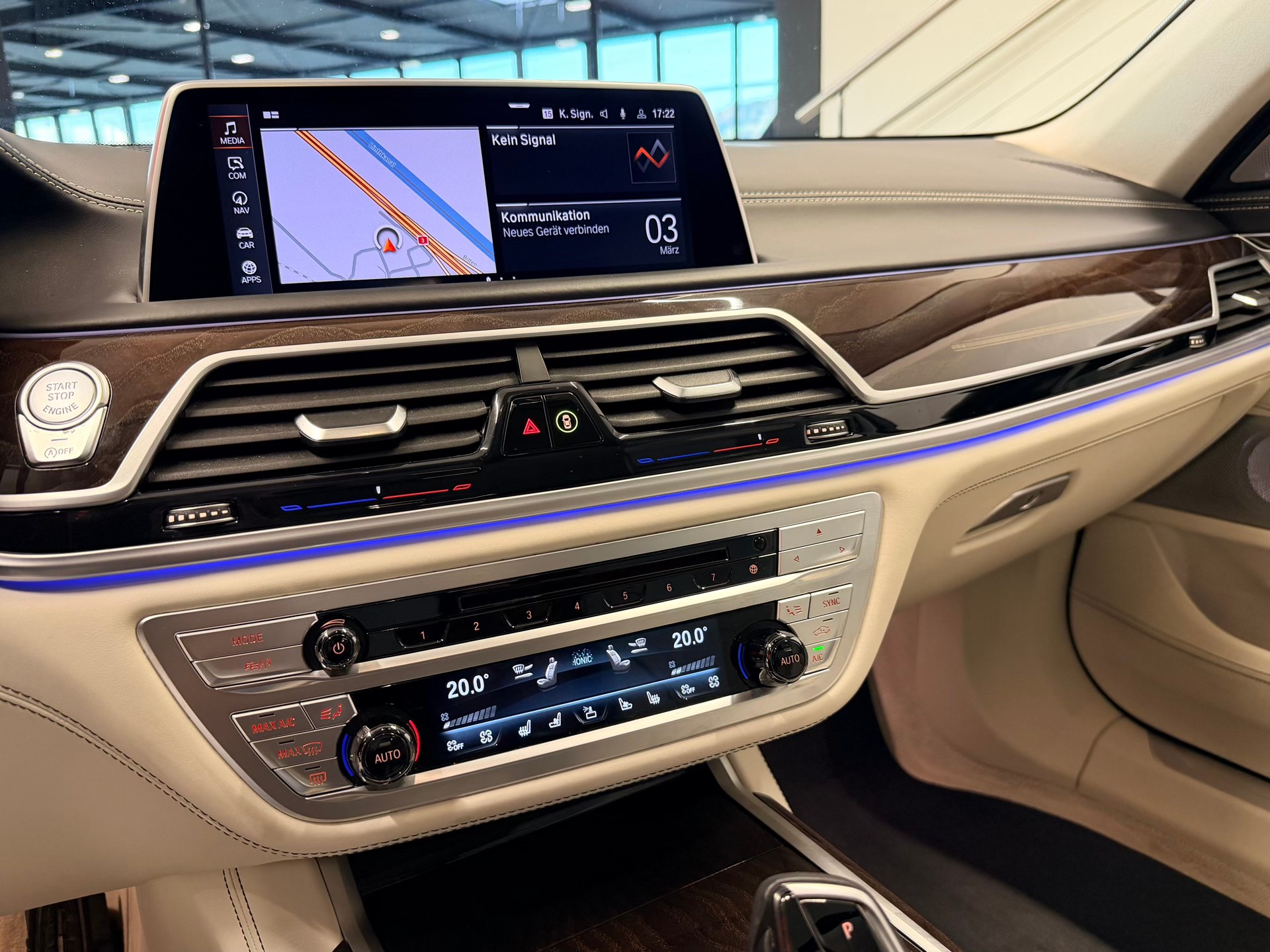 BMW 750i xDrive M Sport Steptronic-image-27