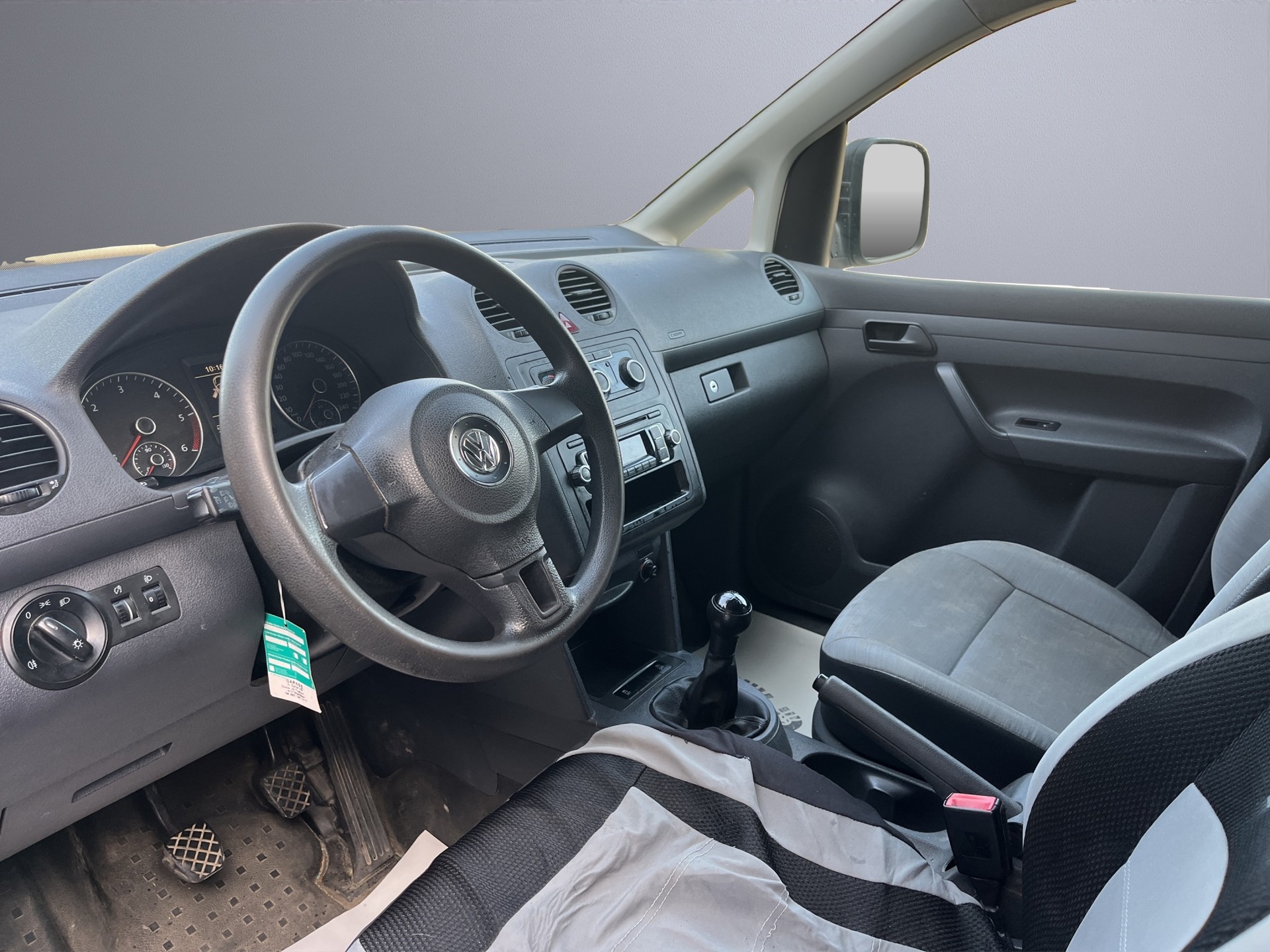 VW Caddy Maxi 1.6 TDI-image-8