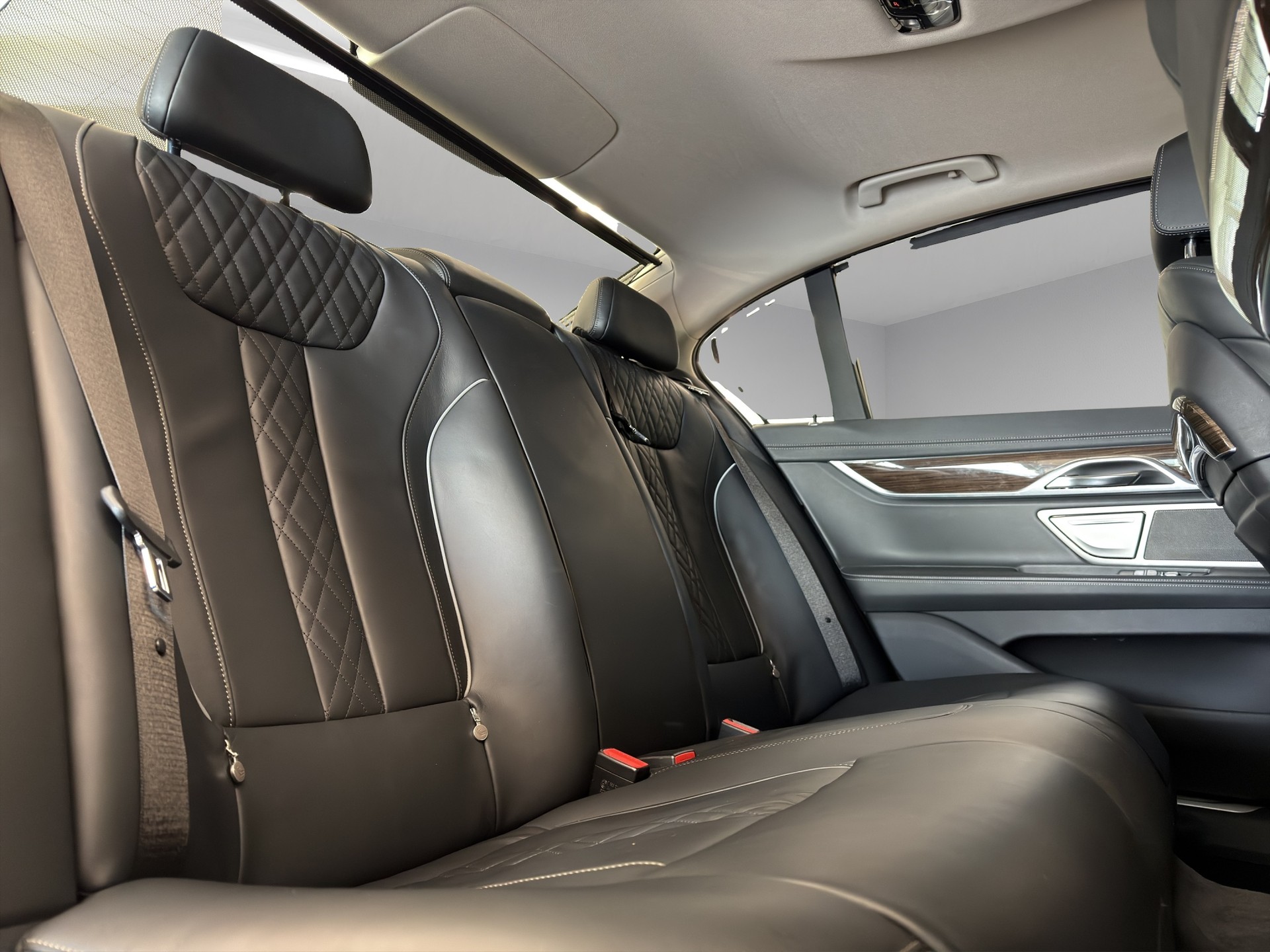 BMW 730d xDrive Steptronic-image-16