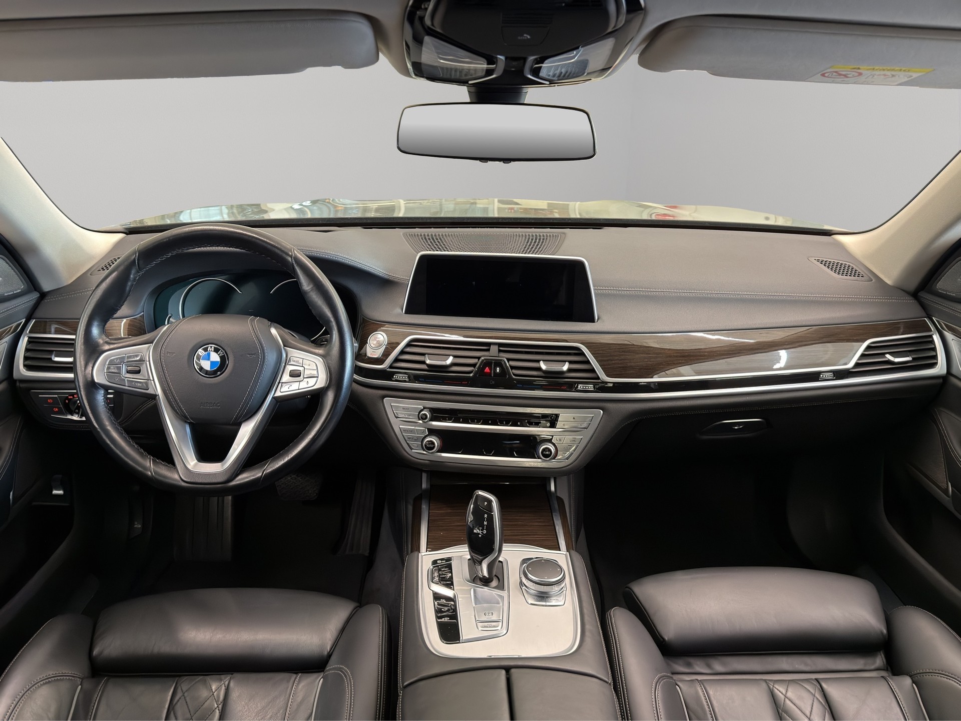 BMW 730d xDrive Steptronic-image-17