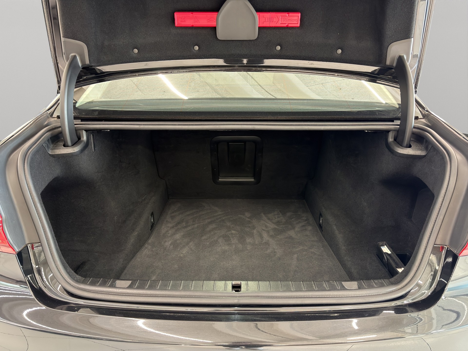 BMW 730d xDrive Steptronic-image-25