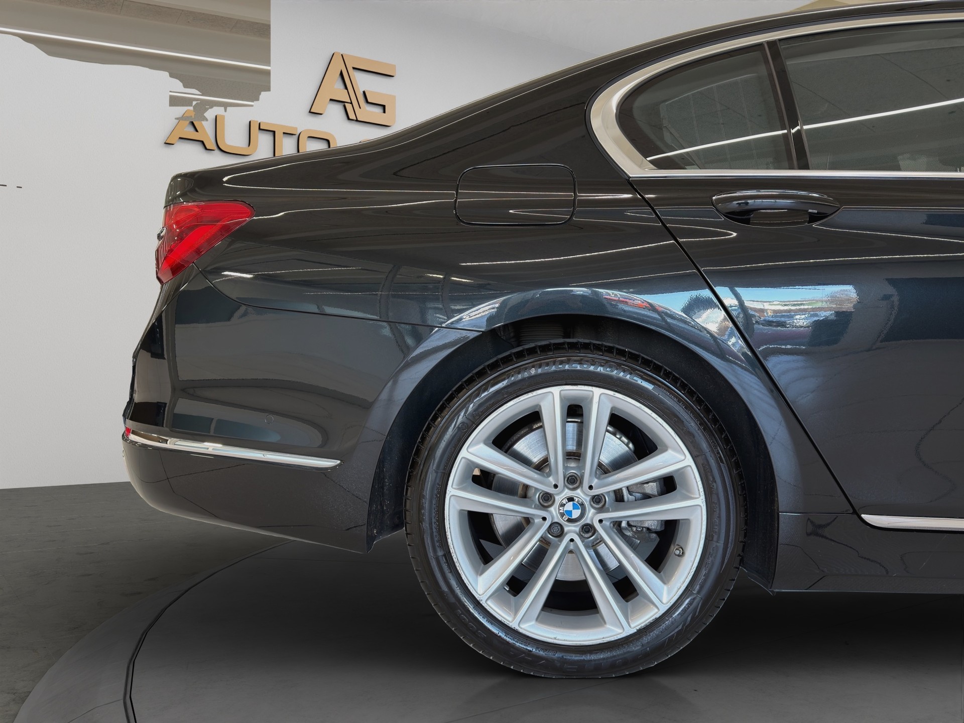 BMW 730d xDrive Steptronic-image-9