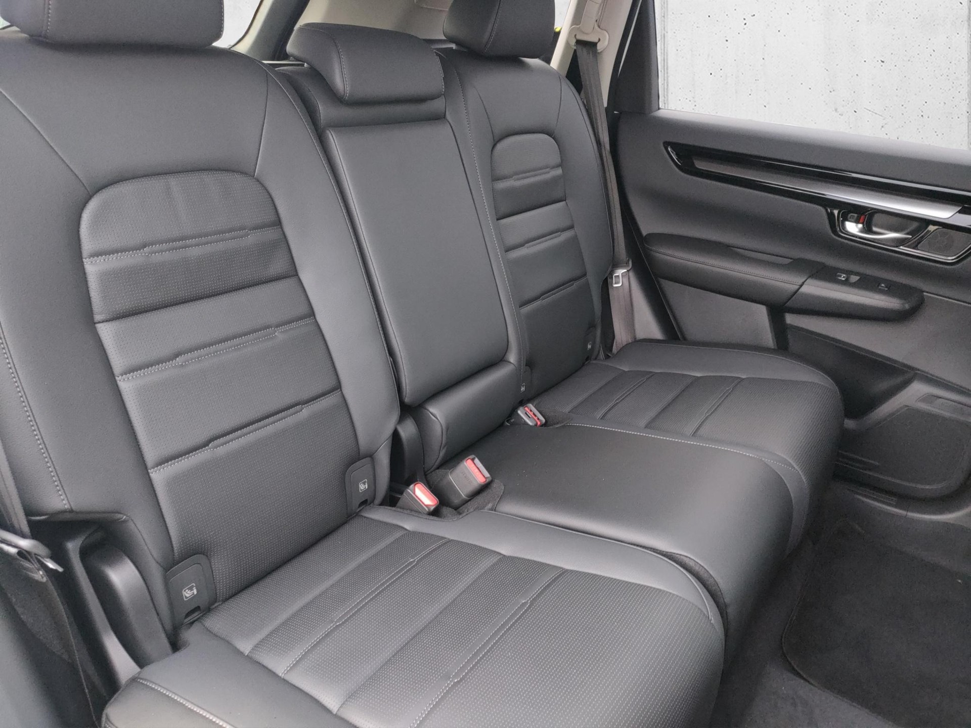 HONDA CR-V 2.0 i-MMD Advance 4WD-image-17