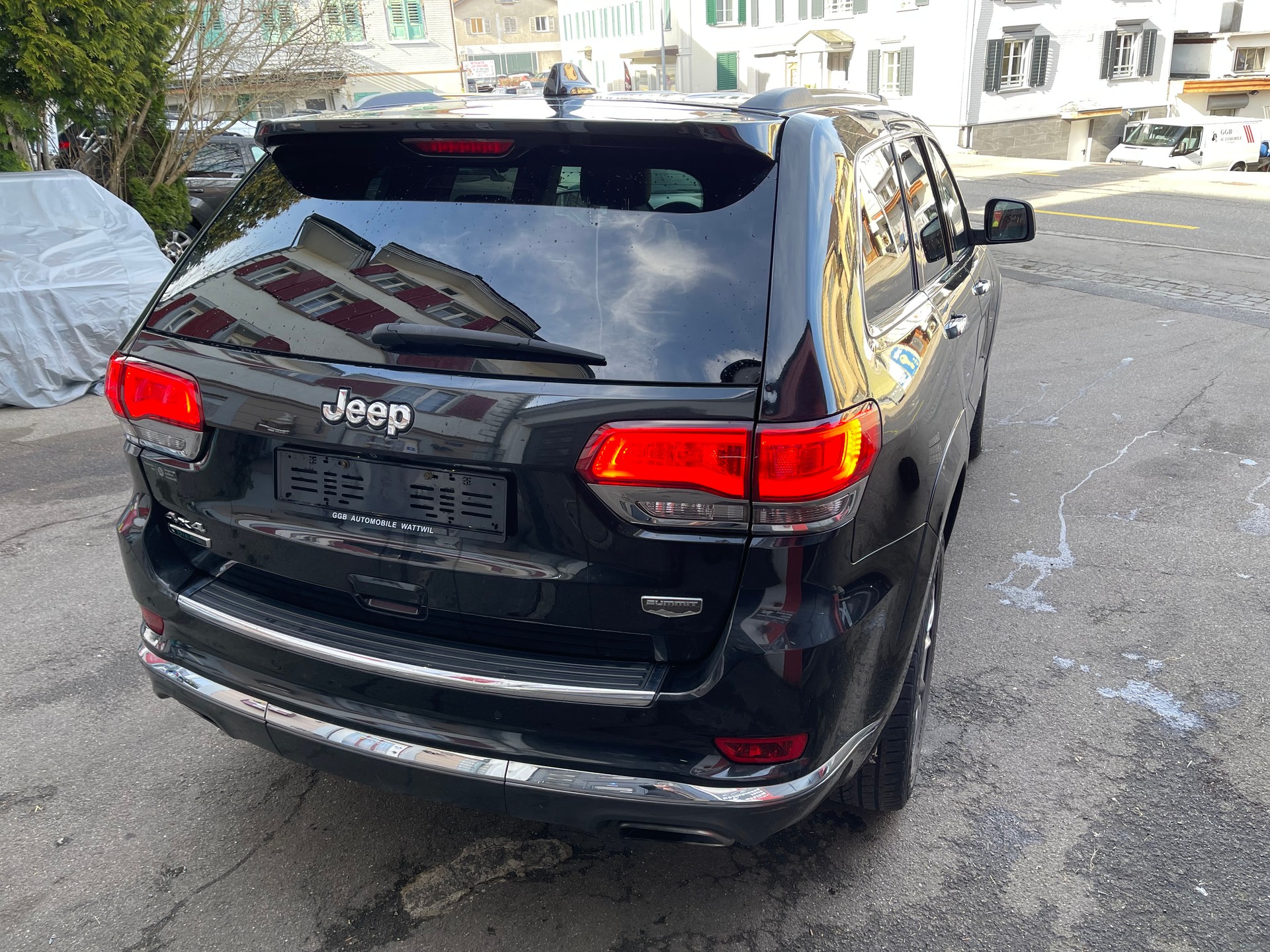JEEP Grand Cherokee 3.0 CRD Summit Automatic-image-2