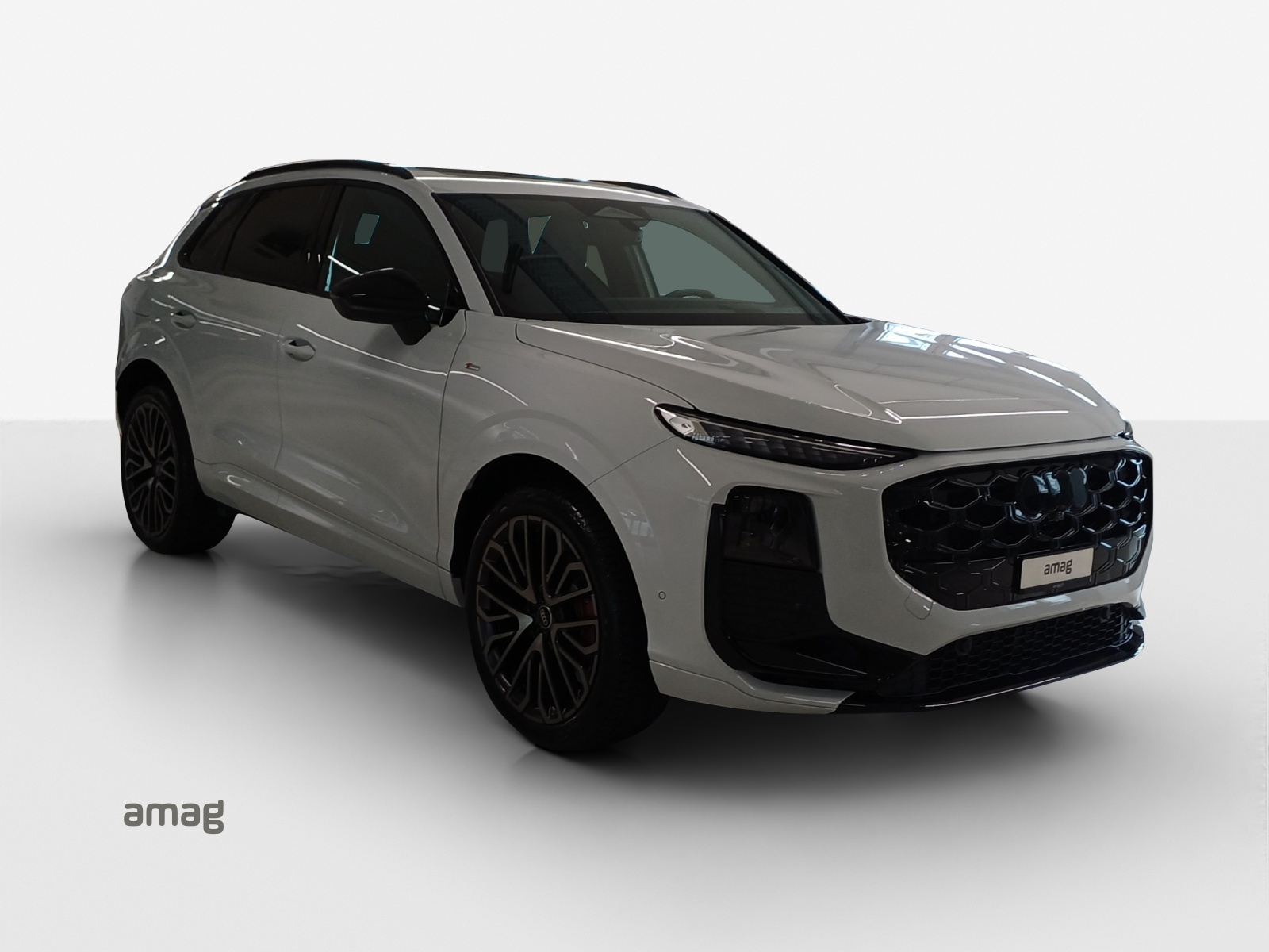 AUDI Q3 SUV 110 kW TFSI S tronic-image-5
