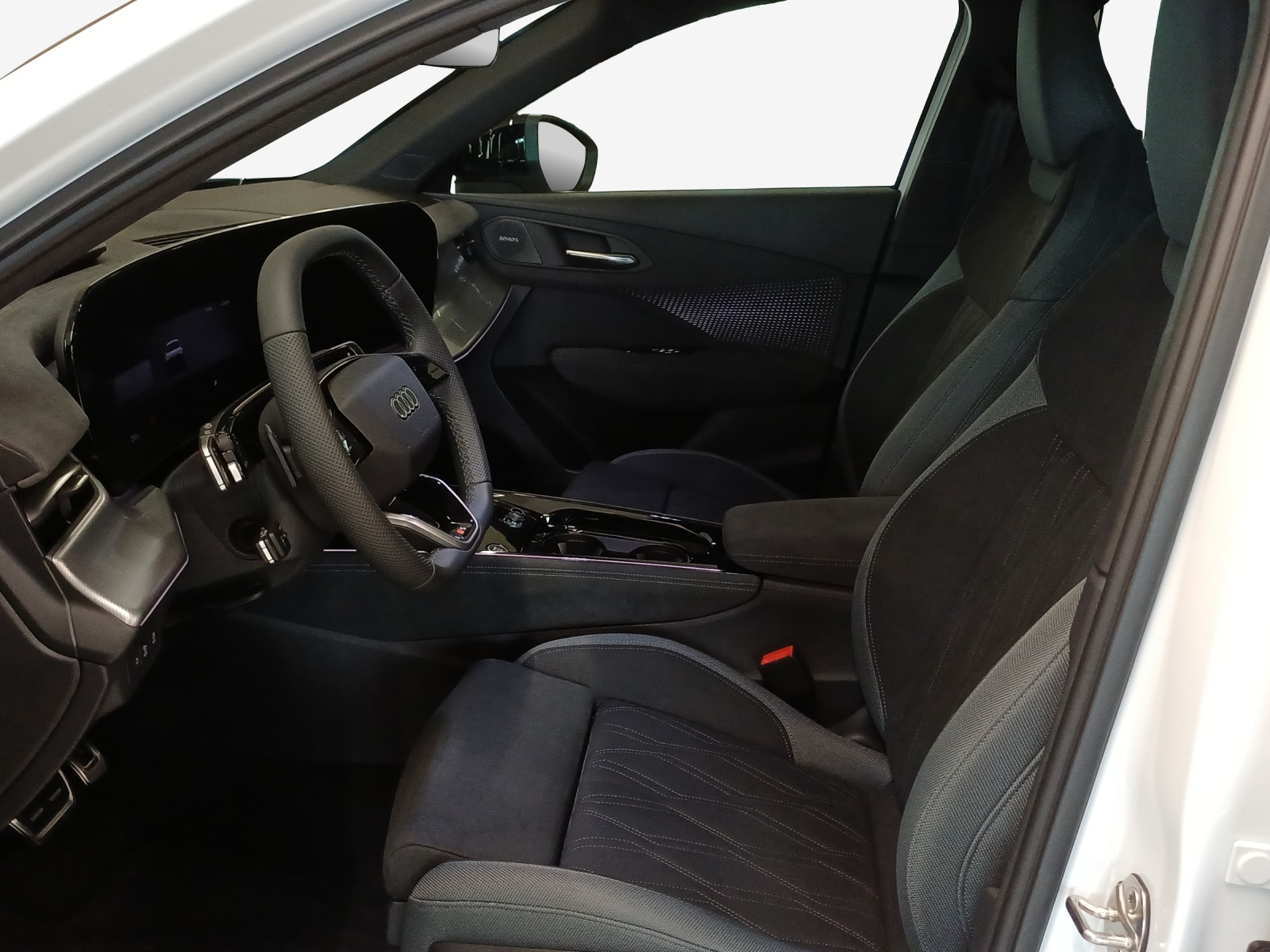 AUDI Q3 SUV 110 kW TFSI S tronic-image-7